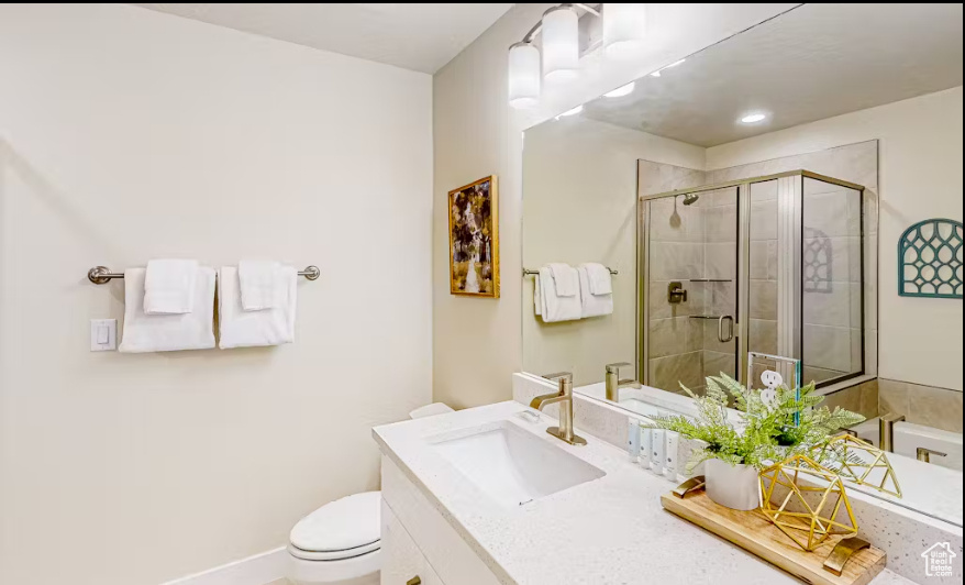 1235 N MISTICO ALY Washington, UT 84780
