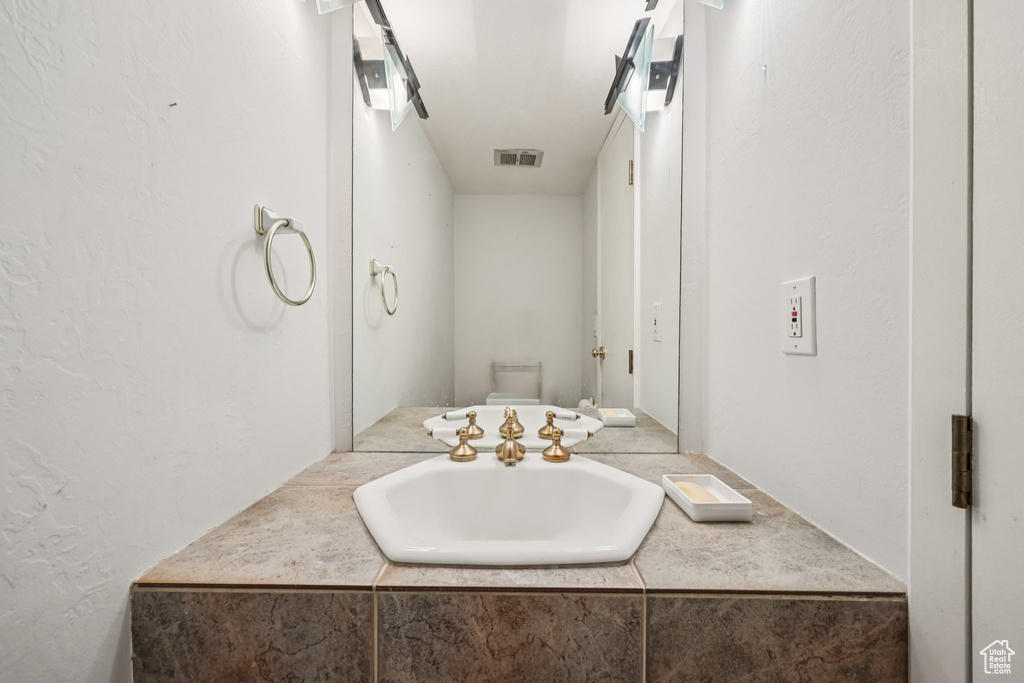 5249 S GRAVENSTEIN PARK Murray, UT 84123