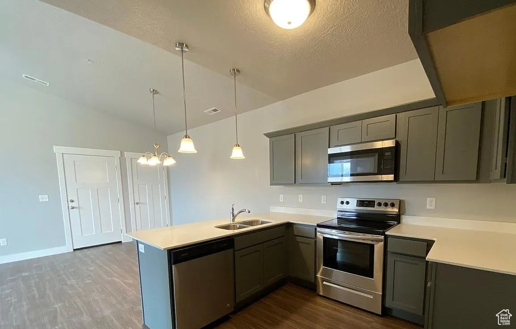 3871 W 1530 N #302 Lehi, UT 84043