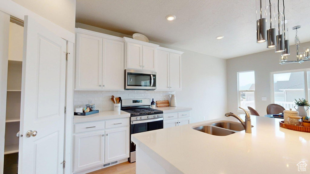 7497 W SAGE SLOPE WAY Herriman, UT 84096