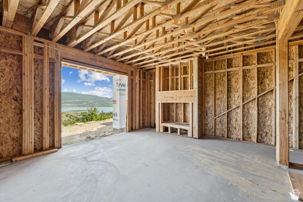 Miscellaneous room with a water view