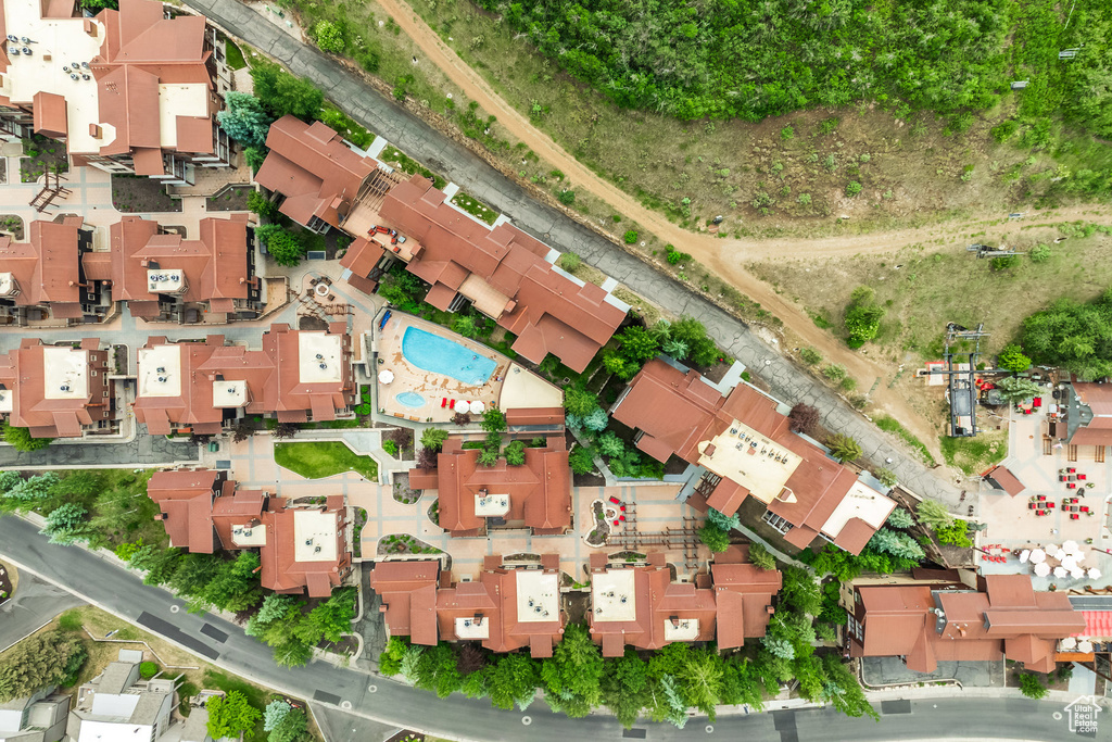 Aerial view of property and surrounding area
