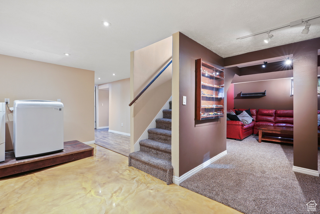 220 S 600 E Kaysville, UT 84037