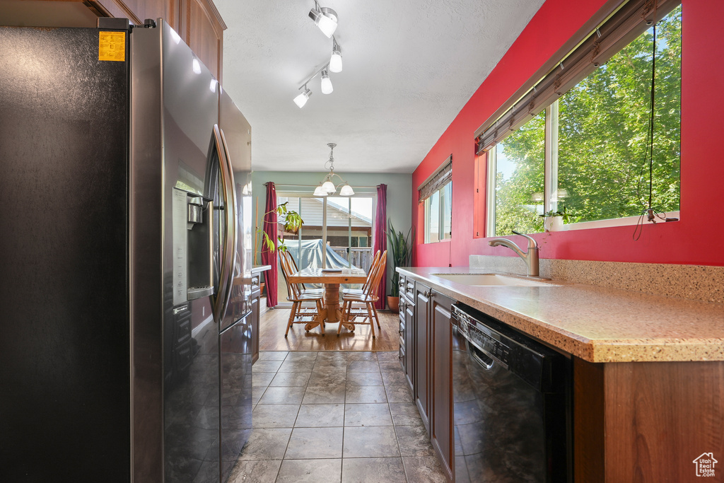220 S 600 E Kaysville, UT 84037