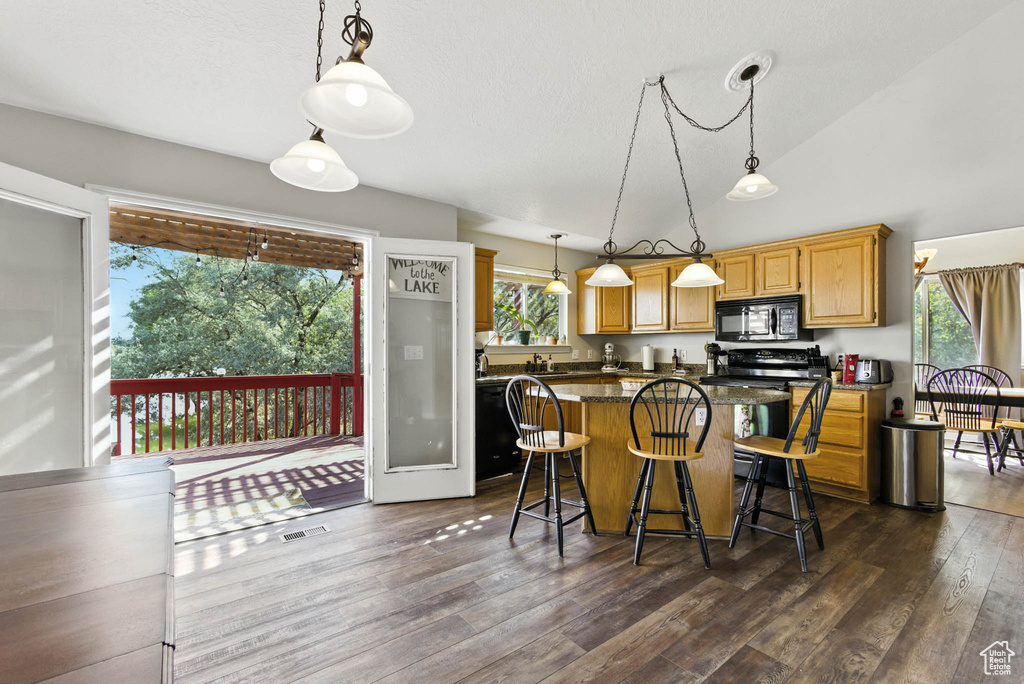 191 LAKEVIEW Stansbury Park, UT 84074