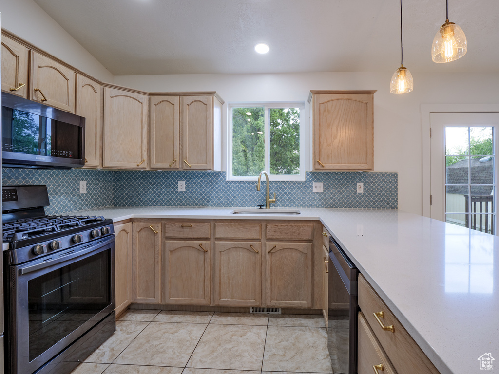 209 COUNTRY CLUB DR Stansbury Park, UT 84074
