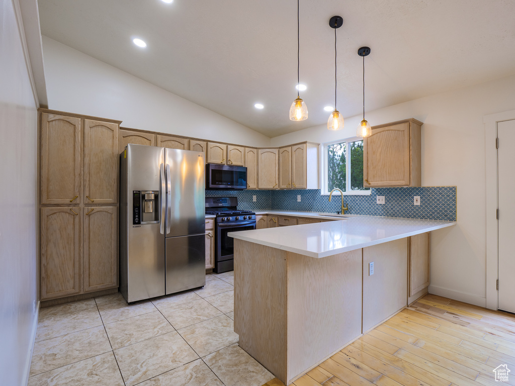 209 COUNTRY CLUB DR Stansbury Park, UT 84074