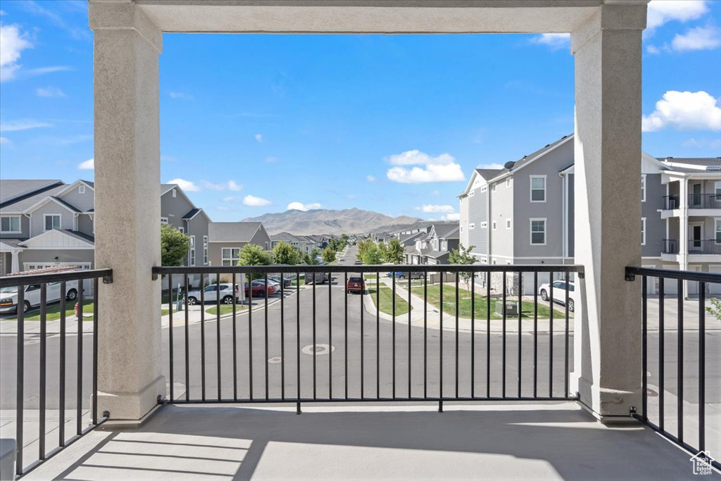 1806 W NEWCASTLE LN #203 Saratoga Springs, UT 84045