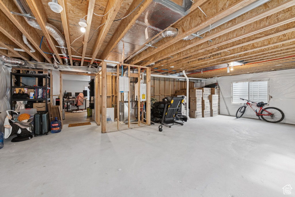 4913 W OLYMPIC VIEW DR Kearns, UT 84118