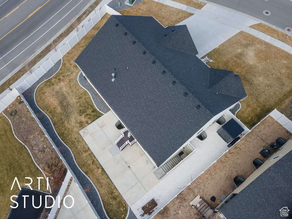 Aerial view of property and surrounding area