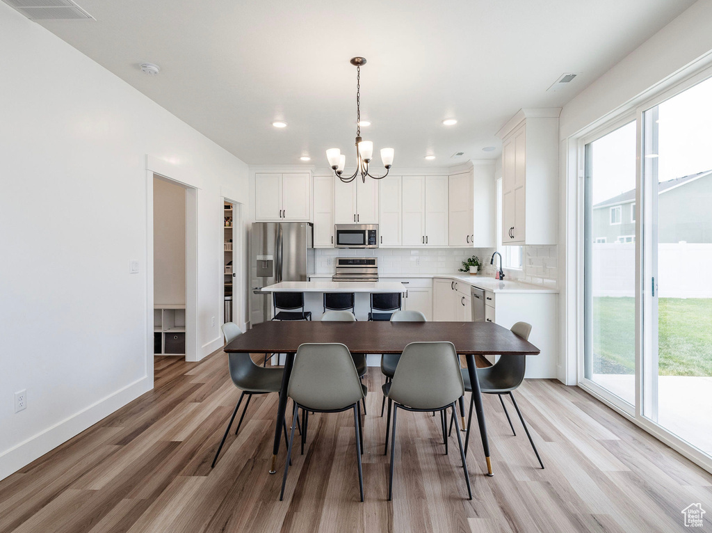374 W ROPELATO DR Nibley, UT 84321