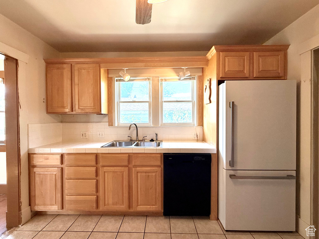7692 S GRANT ST Midvale, UT 84047
