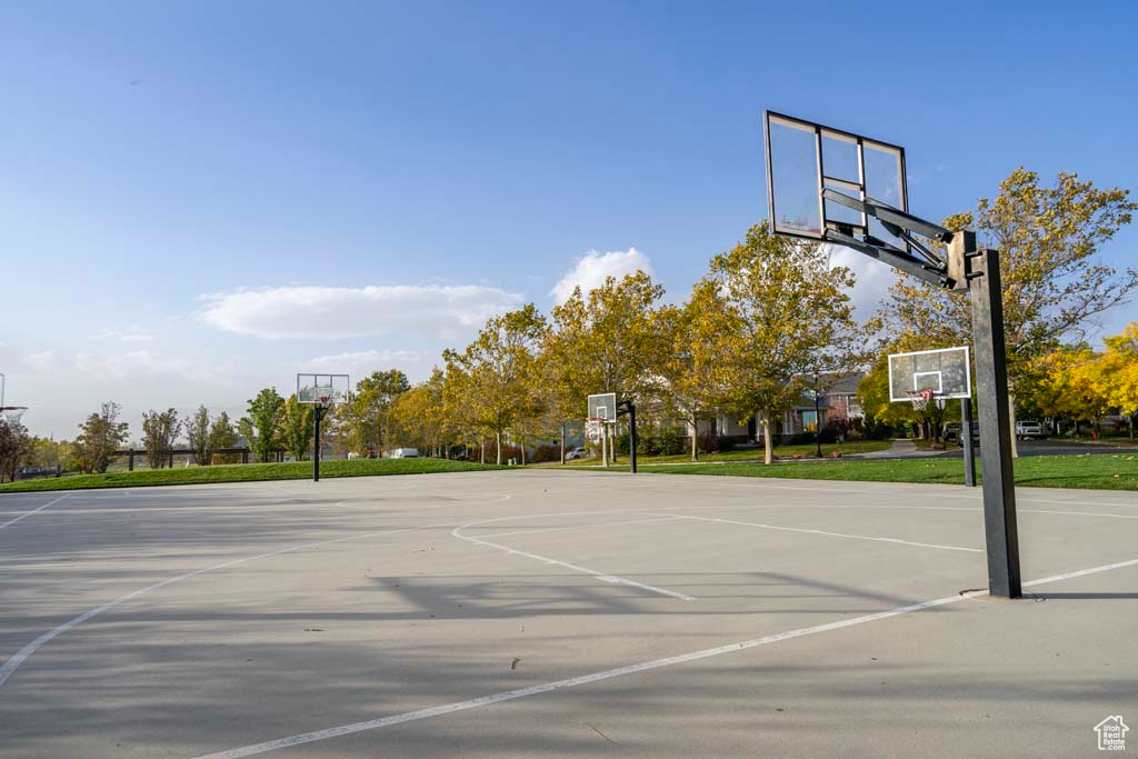10907 TAHOE WAY South Jordan, UT 84009