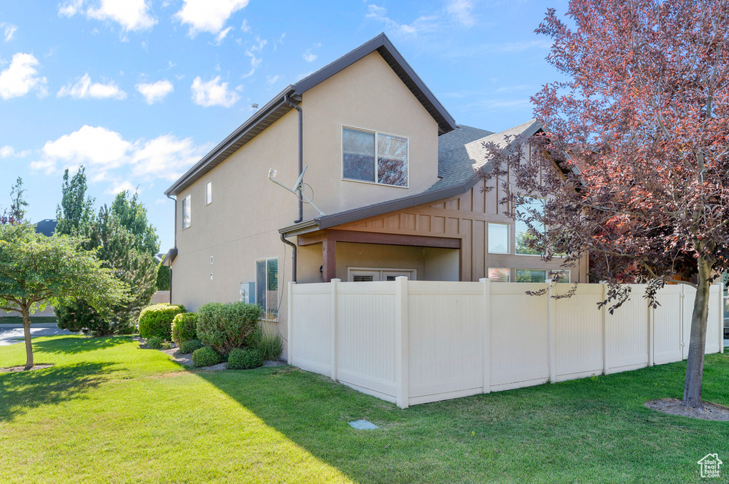 10227 MYSTIC BROOK WAY South Jordan, UT 84095