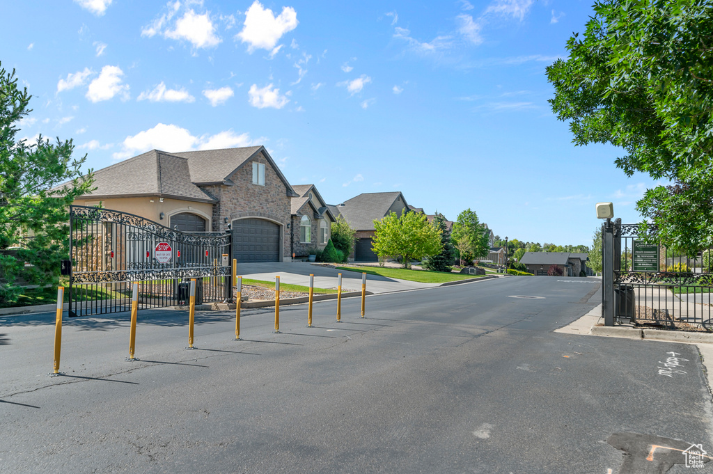 10227 MYSTIC BROOK WAY South Jordan, UT 84095