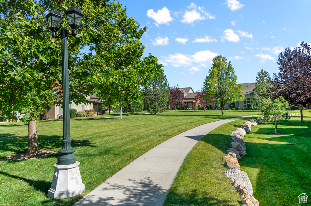 10227 MYSTIC BROOK WAY South Jordan, UT 84095