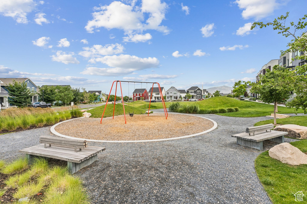 6424 W SUGAR CANE DR South Jordan, UT 84009