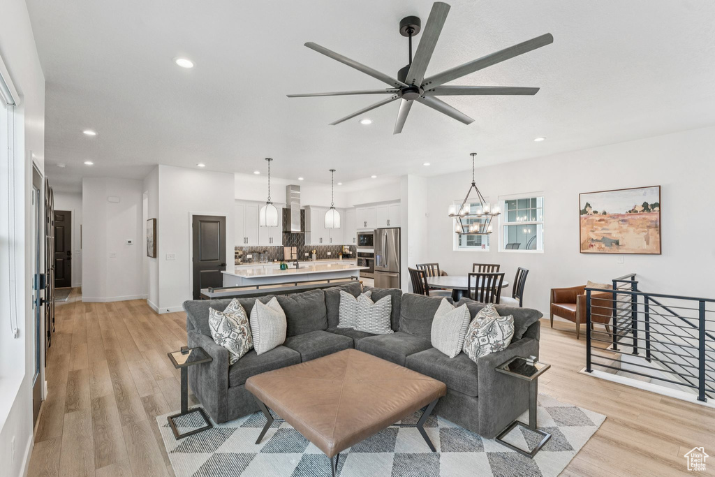 6424 W SUGAR CANE DR South Jordan, UT 84009