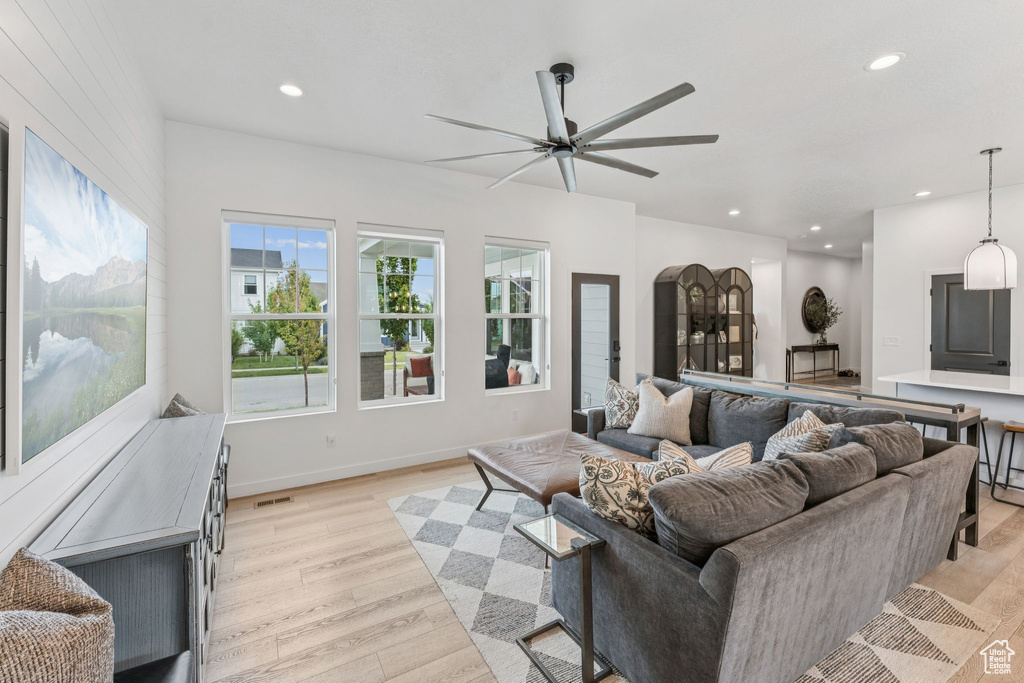 6424 W SUGAR CANE DR South Jordan, UT 84009