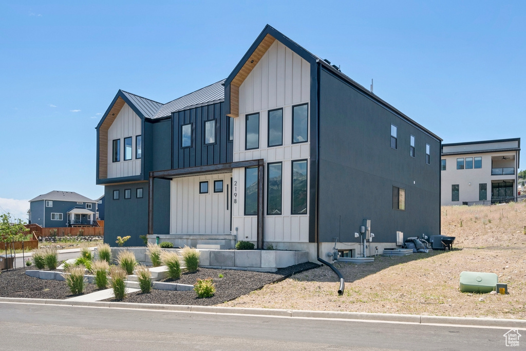 2198 E SILVER FLOWER CT Draper, UT 84020