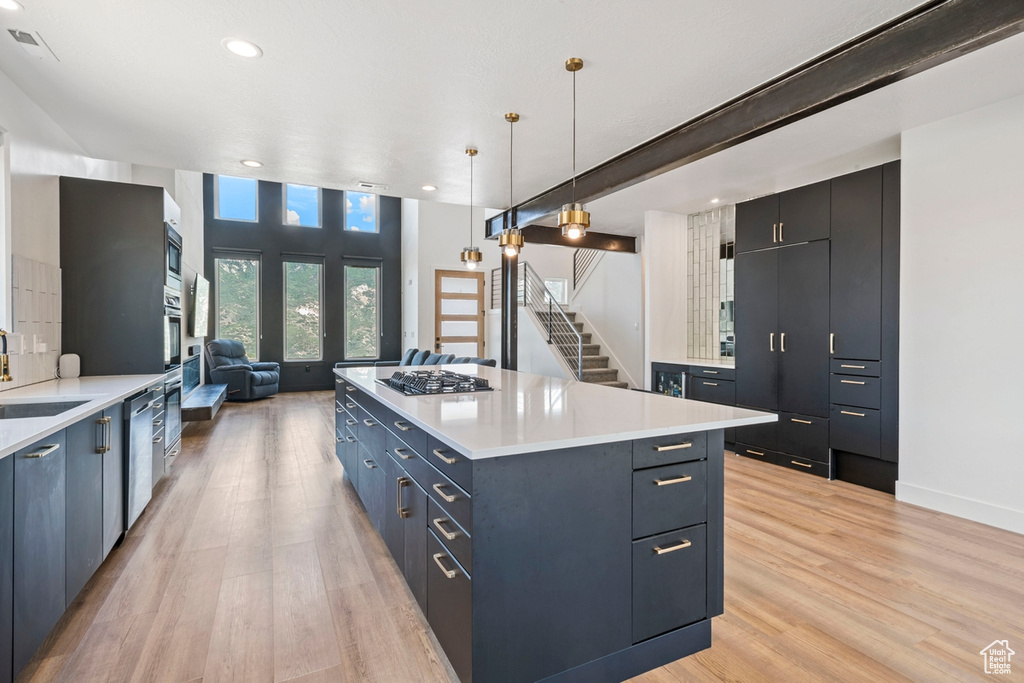 2198 E SILVER FLOWER CT Draper, UT 84020
