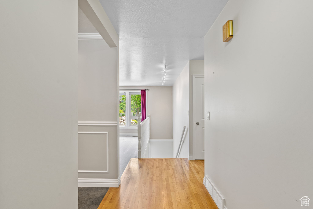 8711 S RUSTLER RD Cottonwood Heights, UT 84093