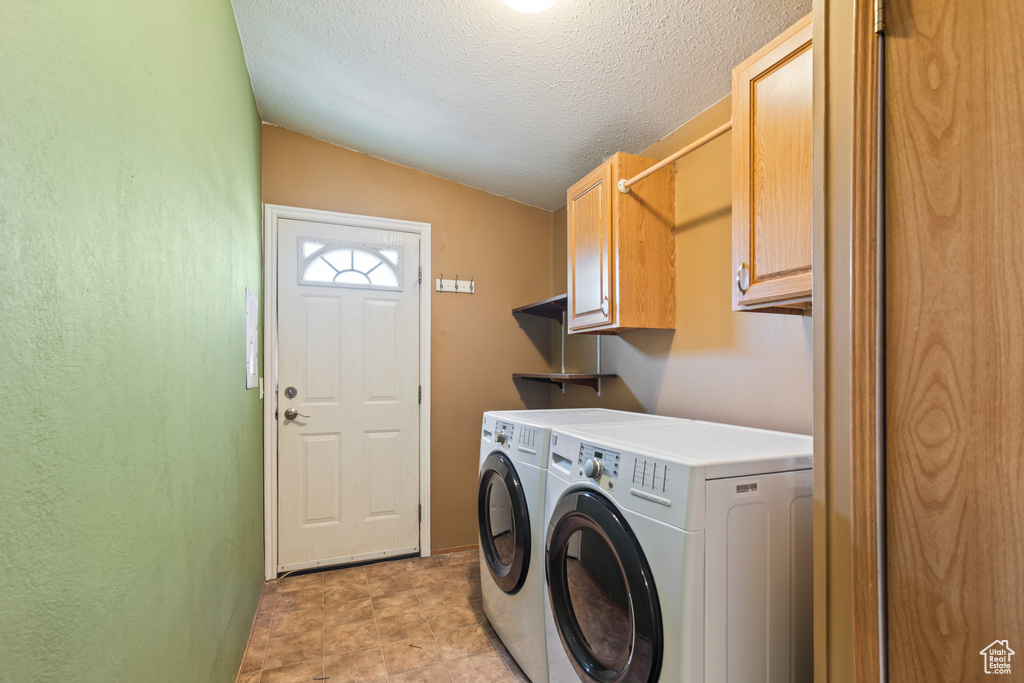 275 N 100 EAST ST Torrey, UT 84775