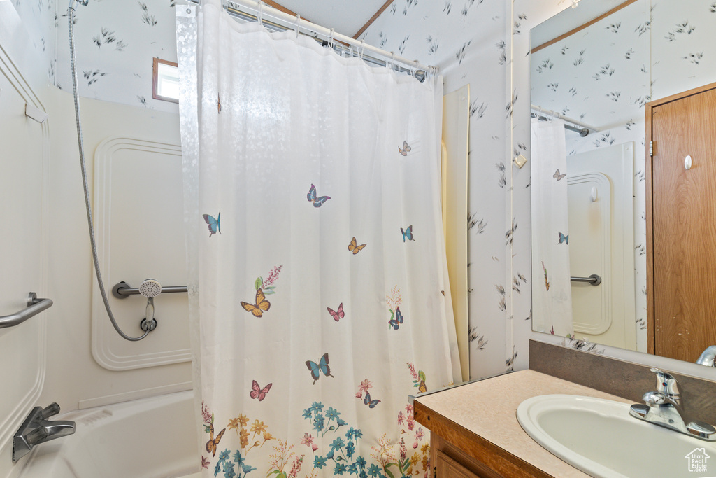275 N 100 EAST ST Torrey, UT 84775