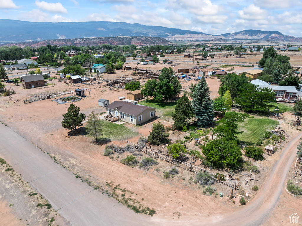 275 N 100 EAST ST Torrey, UT 84775