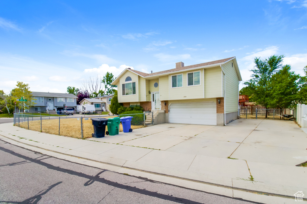 4888 W TICKLEGRASS RD West Jordan, UT 84081