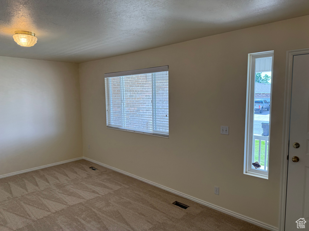 1836 W 2400 S Syracuse, UT 84075