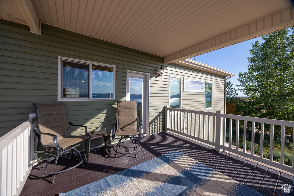 2072 S SWEETWATER PARKWAY PARK #33 Garden City, UT 84028