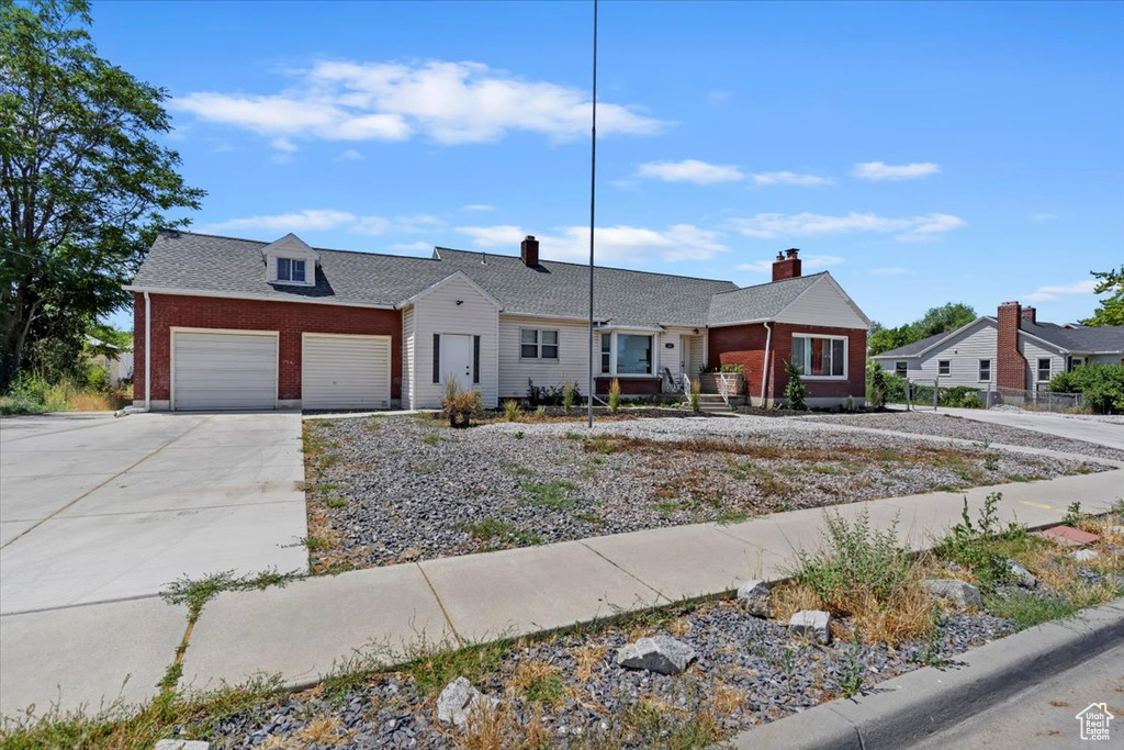 220 E GREENWOOD AVE Midvale, UT 84047