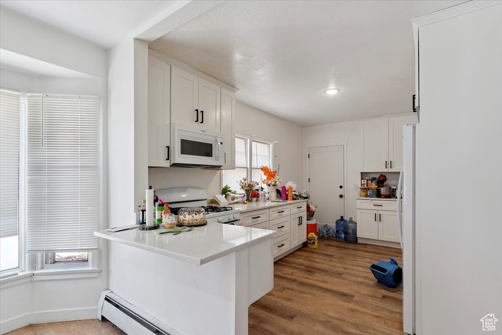 220 E GREENWOOD AVE Midvale, UT 84047