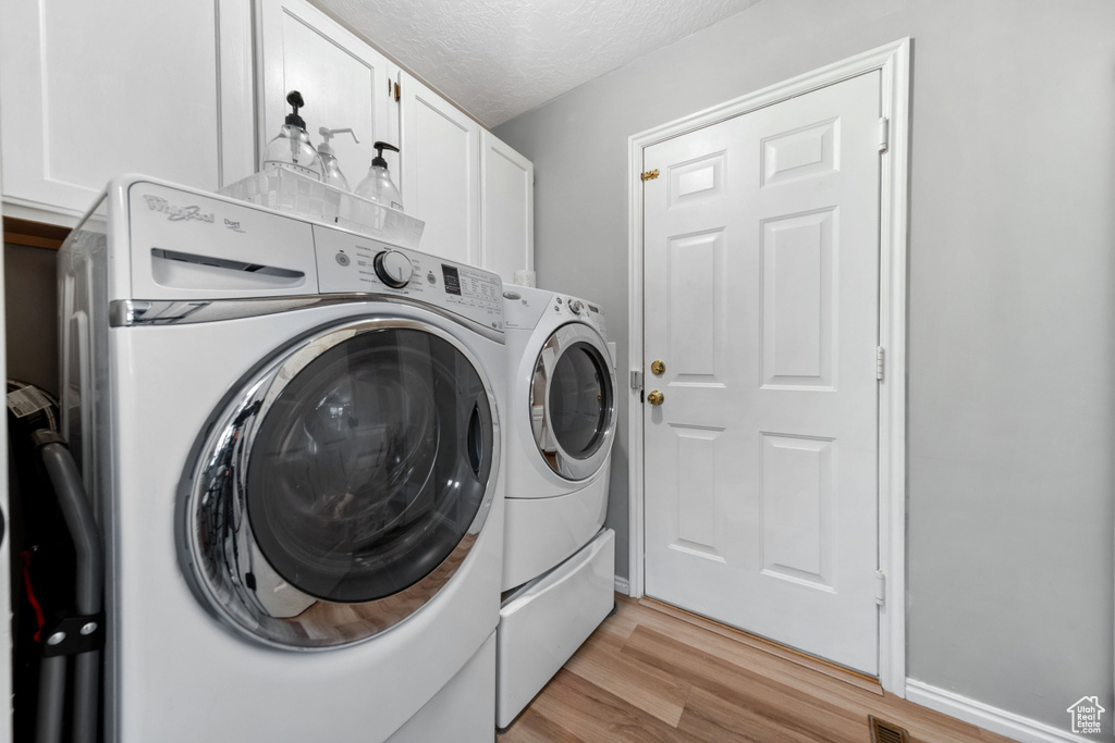 5149 W VILLAGE WOOD DR West Valley City, UT 84120