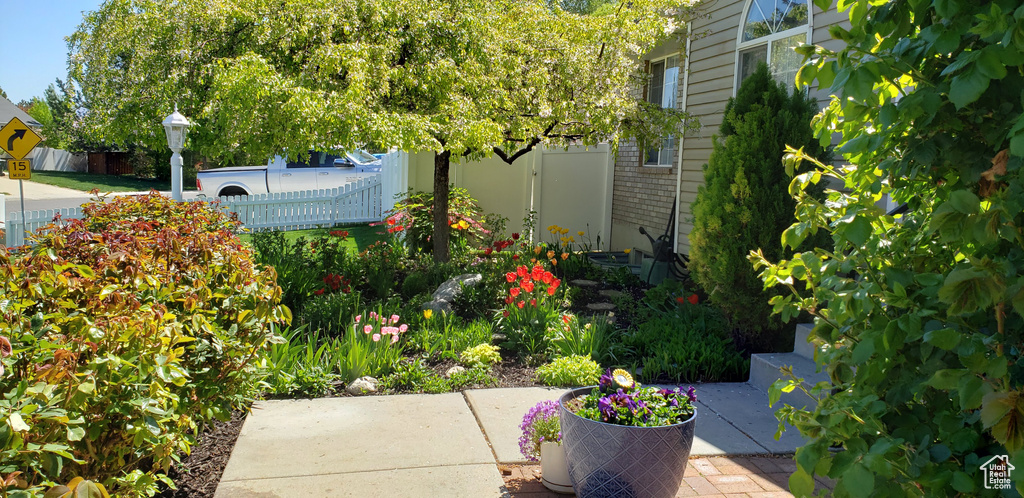 5149 W VILLAGE WOOD DR West Valley City, UT 84120