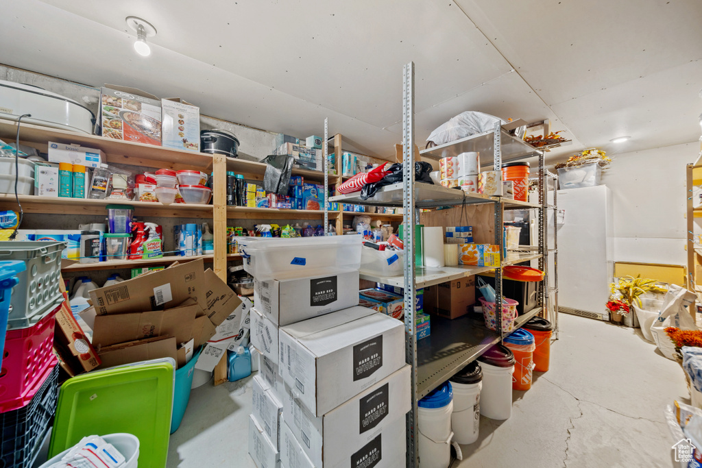 5149 W VILLAGE WOOD DR West Valley City, UT 84120