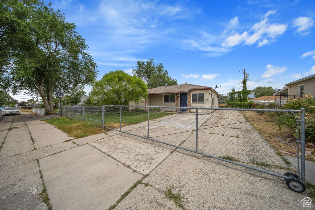 5715 S 4540 W Kearns, UT 84118