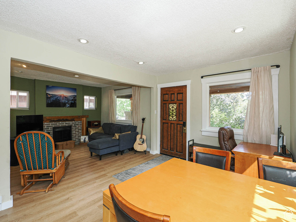 320 E HOLLYWOOD AVE Salt Lake City, UT 84115