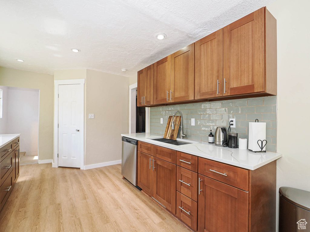 320 E HOLLYWOOD AVE Salt Lake City, UT 84115