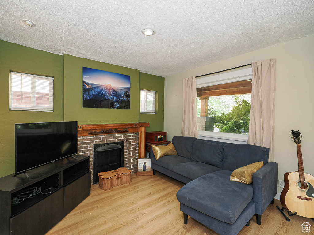 320 E HOLLYWOOD AVE Salt Lake City, UT 84115