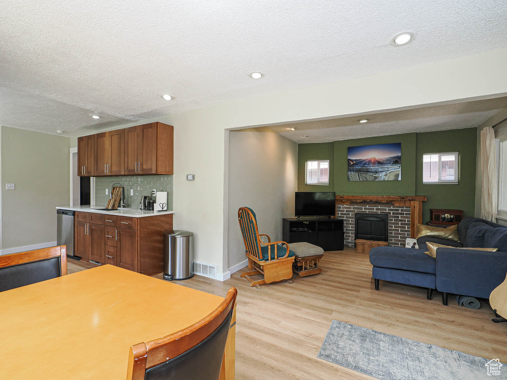 320 E HOLLYWOOD AVE Salt Lake City, UT 84115