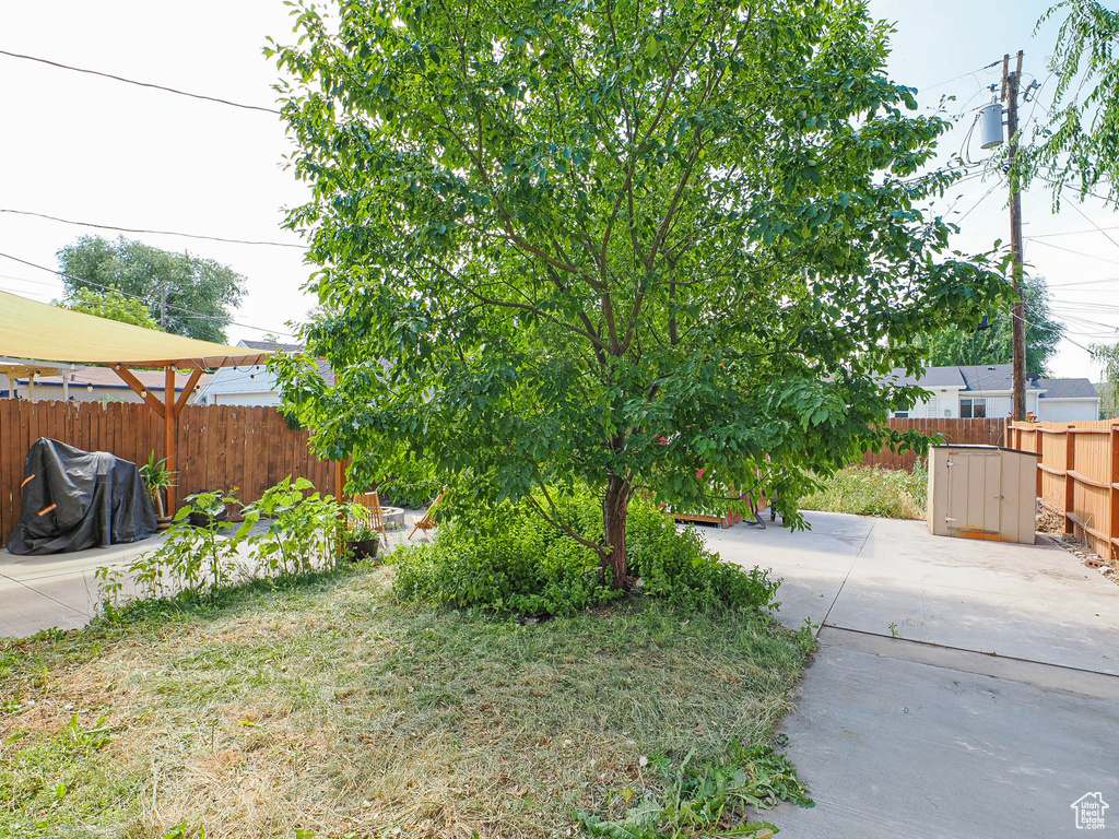 320 E HOLLYWOOD AVE Salt Lake City, UT 84115