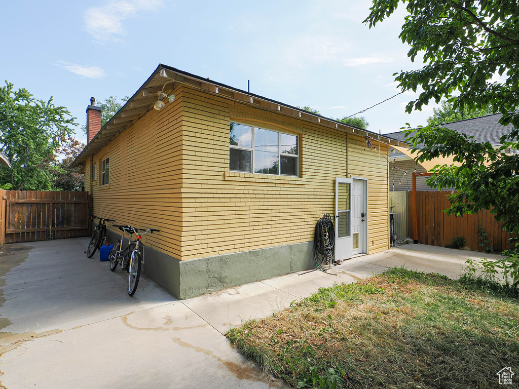 320 E HOLLYWOOD AVE Salt Lake City, UT 84115