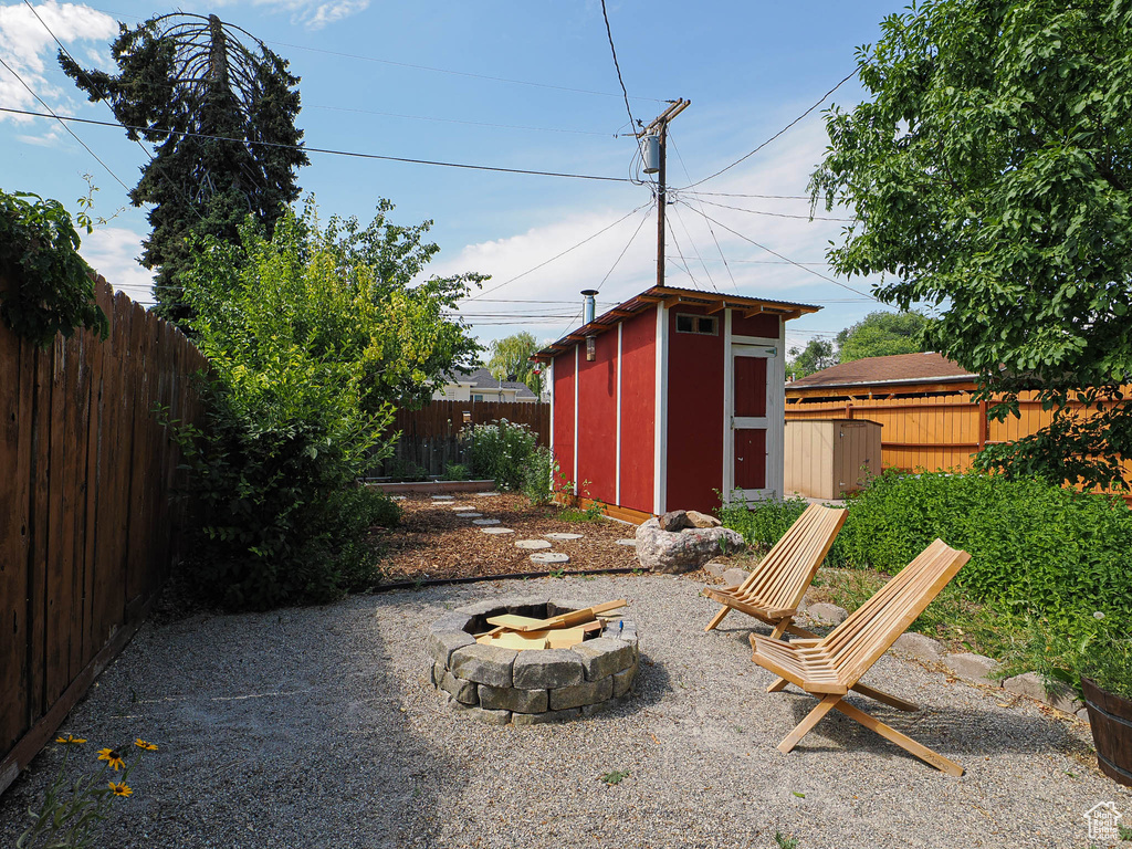 320 E HOLLYWOOD AVE Salt Lake City, UT 84115