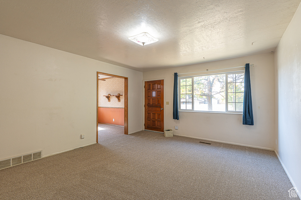 Photo 4 for MLS #2096347 at 570 N 400 West