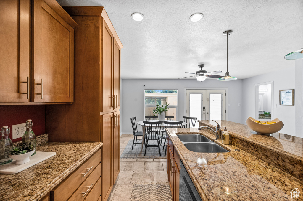 5753 S PARK PLACE Holladay, UT 84121