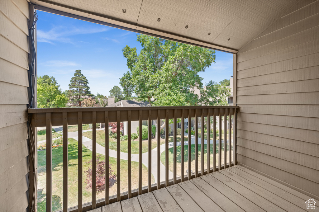 5753 S PARK PLACE Holladay, UT 84121