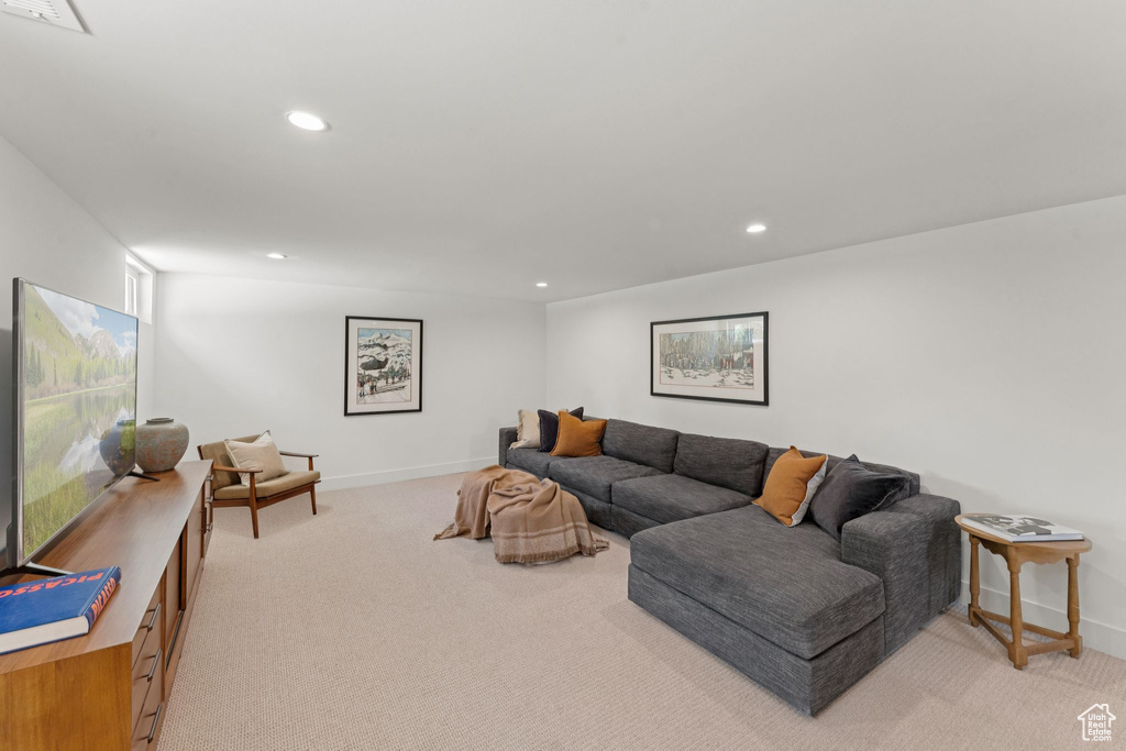 2487 S BEVERLY ST Salt Lake City, UT 84106