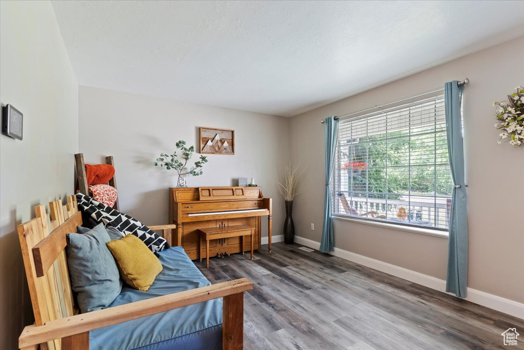 707 W 3675 S Riverdale, UT 84405